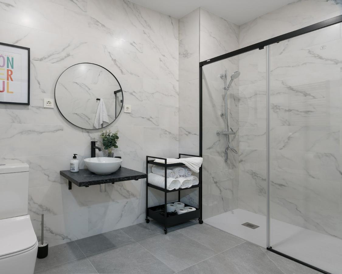 Kaixo Bilbao Apartments Экстерьер фото