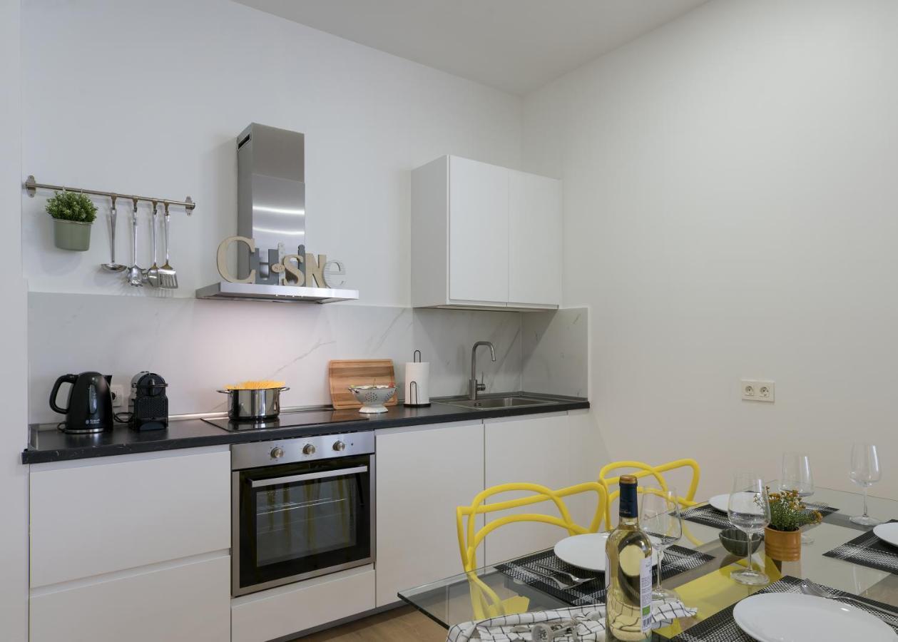 Kaixo Bilbao Apartments Экстерьер фото